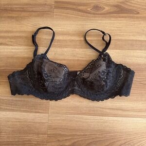 Victoria's Secret Black Lace Demi 36A Low cut/Underwire